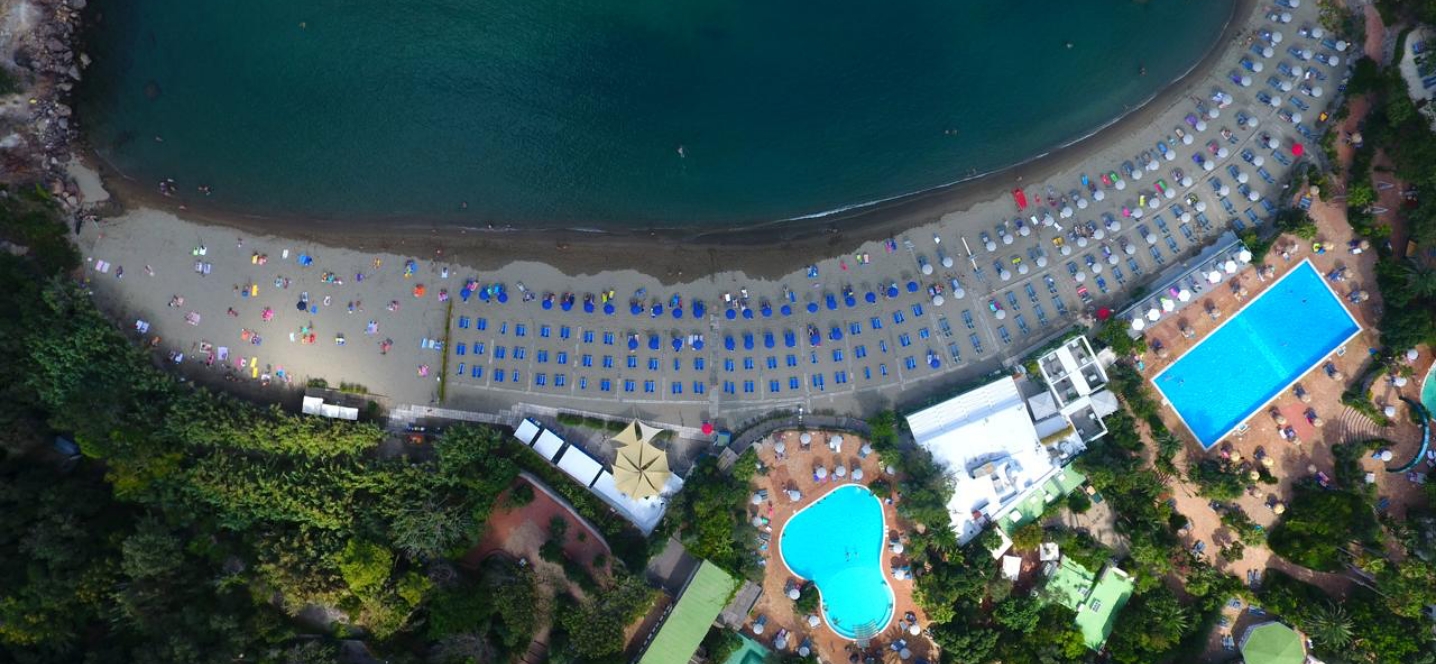 Spiaggia image 2